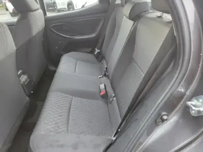 Photo 13 Toyota Yaris Hybride 116h Dynamic