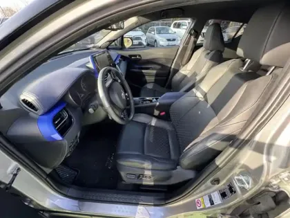 Photo 14 Toyota C-HR 2.0 Hybride 184 Graphic