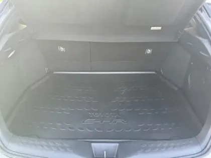 Photo 9 Toyota C-HR 2.0 Hybride 184 Graphic