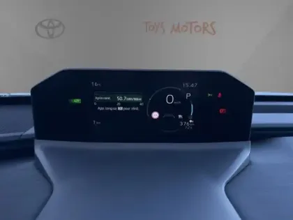 Photo 18 Toyota C-HR Design Grande Autonomie 77 kWh 224ch +