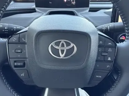 Photo 14 Toyota C-HR Design Grande Autonomie 77 kWh 224ch +