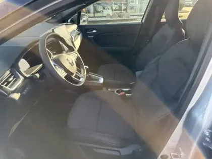 Photo 18 Renault Captur SL Rive Gauche E-Tech full hybrid 145