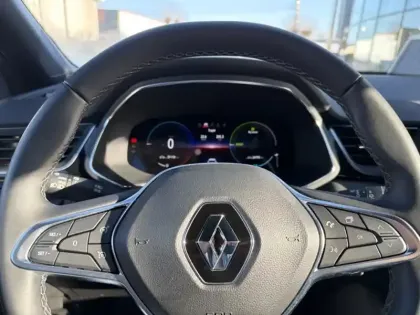 Photo 14 Renault Captur SL Rive Gauche E-Tech full hybrid 145