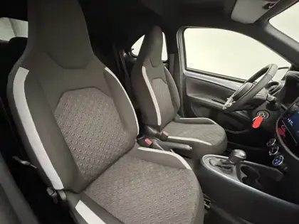 Photo 20 Toyota Aygo 1.0 S-CVT 72 Design