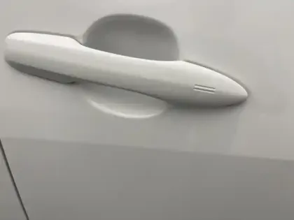 Photo 13 Toyota Yaris Hybride 116h Dynamic