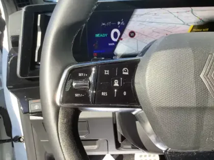 Photo 22 Renault Austral E-Tech full hybrid 200 GSR2 Techno esprit Alpine