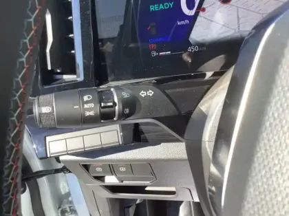 Photo 27 Renault Austral E-Tech full hybrid 200 GSR2 Techno esprit Alpine