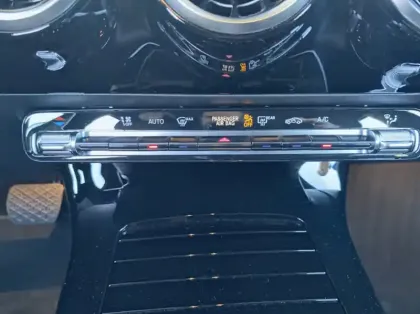 Photo 26 Mercedes Classe A Gén. IV (W177) Ph1 Style Line 5