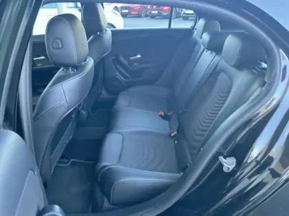 Photo 8 Mercedes Classe A 180d 116ch Style Line 8G-DCT