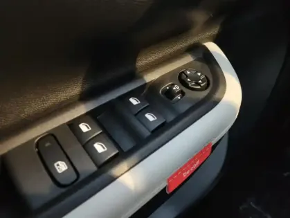 Photo 12 Citroën C3 Aircross Gén. II Ph1 MAX 5