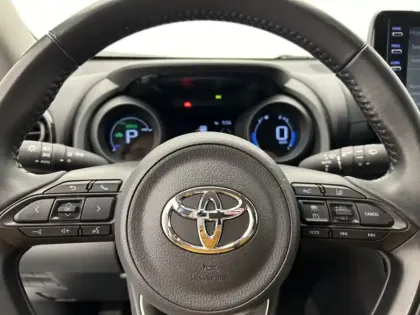 Photo 15 Toyota Yaris Hybride 1.5 116H DYNAMIC