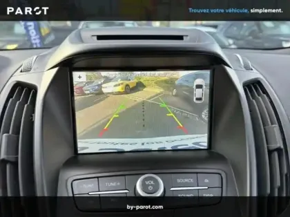 Photo 15 Ford Kuga 2.0 TDCi 150ch Stop&Start ST-Line 4x2