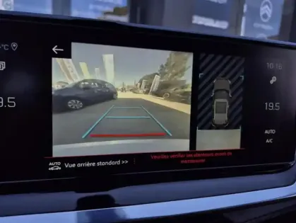 Photo 11 Peugeot 2008 Gén. II Ph1 NG Allure Business 5