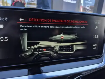 Photo 30 Peugeot 2008 Gén. II Ph1 NG Allure Business 5