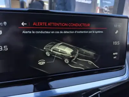 Photo 29 Peugeot 2008 Gén. II Ph1 NG Allure Business 5