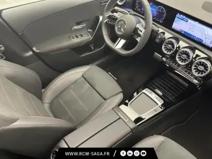 Photo 20 Mercedes Classe A 200 d AMG Line