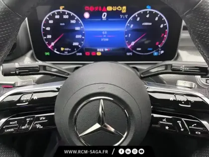 Photo 15 Mercedes Classe C Berline 200 AMG line