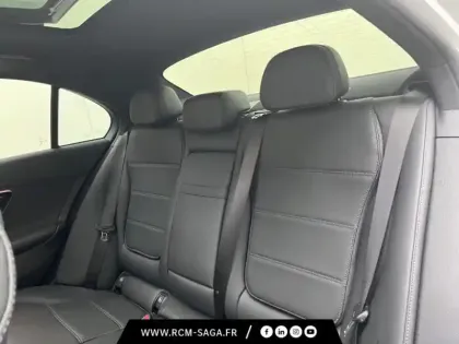 Photo 11 Mercedes Classe C Berline 200 AMG line