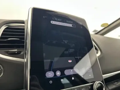 Photo 22 Renault Espace 2.0 Blue dCi 160ch Zen EDC + Pack 7 Places