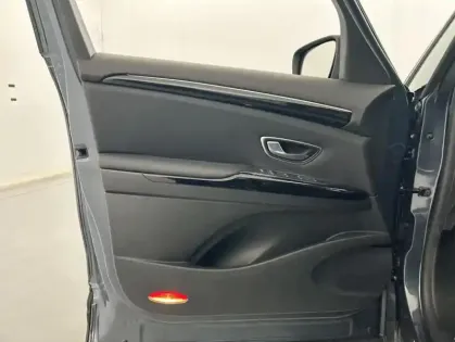 Photo 10 Renault Espace 2.0 Blue dCi 160ch Zen EDC + Pack 7 Places