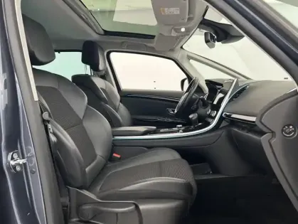 Photo 13 Renault Espace 2.0 Blue dCi 160ch Zen EDC + Pack 7 Places