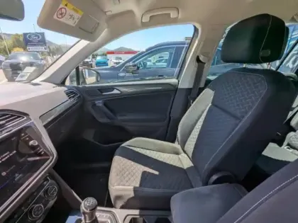 Photo 11 Volkswagen Tiguan Gén. II Ph1 Confortline 5