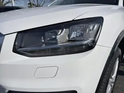 Photo 11 Audi Q2  1.4 TFSI 150ch COD Design S tronic 7