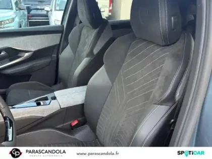 Photo 8 Peugeot 3008  1.2 Hybrid 136ch GT e-DCS6