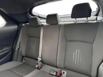 Photo 12 Toyota C-HR  1.8 Hybride 140ch Design NG23