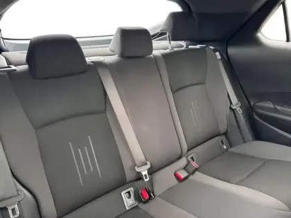 Photo 11 Toyota C-HR  1.8 Hybride 140ch Design NG23