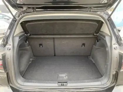 Photo 7 Volkswagen T-cross Gén. I Ph1 R-Line 5