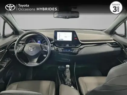 Photo 7 Toyota C-HR  122h Distinctive 2WD E-CVT MY22