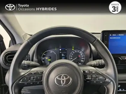 Photo 12 Toyota Yaris  116h Dynamic 5p MC24