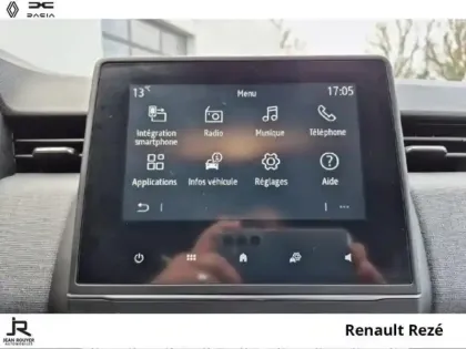 Photo 13 Renault Clio  1.6 E-Tech 145ch full hybrid Evolution - 24