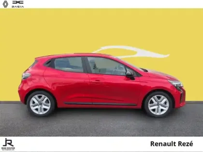 Photo 12 Renault Clio  1.6 E-Tech 145ch full hybrid Evolution - 24