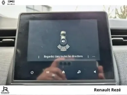 Photo 14 Renault Clio  1.6 E-Tech 145ch full hybrid Evolution - 24