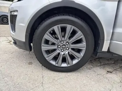 Photo 11 Land rover Range Rover  Evoque 2.0 TD4 150 SE Dynamic BVA Mark V