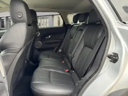 Photo 9 Land rover Range Rover  Evoque 2.0 TD4 150 SE Dynamic BVA Mark V