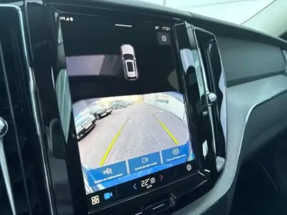 Photo 12 Volvo Xc60  T6 Hybride Rechargeable 253 + 145ch Plus Style Dark Geartronic 8 AWD