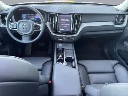 Photo 9 Volvo Xc60  T6 Hybride Rechargeable 253 + 145ch Plus Style Dark Geartronic 8 AWD