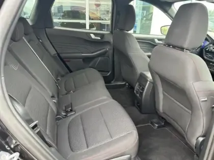 Photo 13 Ford Kuga  2.5 Duratec 190ch FHEV E85 ST-Line BVA