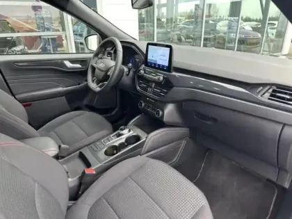 Photo 14 Ford Kuga  2.5 Duratec 190ch FHEV E85 ST-Line BVA