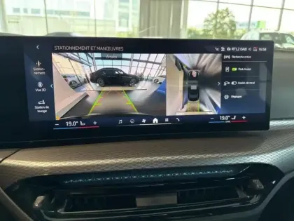 Photo 14 BMW Serie 3 Série 3 330eA 292ch M Sport