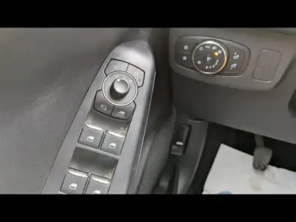 Photo 13 Ford Puma  1.0 Flexifuel 125ch S&S mHEV Titanium