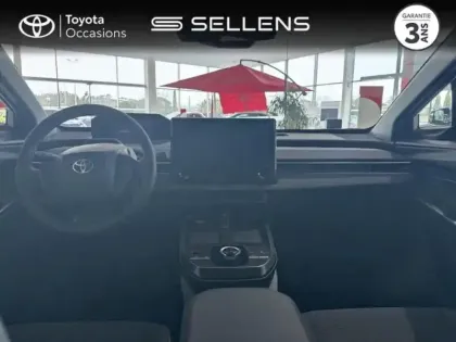 Photo 7 Toyota C-HR + 224ch 77kWh Design Grande Autonomie