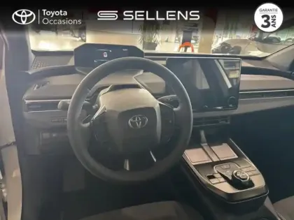 Photo 8 Toyota C-HR + 224ch 77kWh Design Grande Autonomie