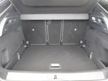 Photo 5 Peugeot 3008  1.2 Hybrid 136ch GT e-DCS6