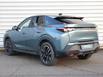 Photo 6 Peugeot 3008  1.2 Hybrid 136ch GT e-DCS6