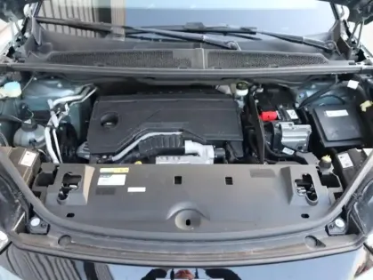 Photo 11 Peugeot 3008  1.2 Hybrid 136ch GT e-DCS6