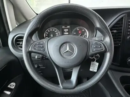 Photo 13 Mercedes Vito  Tourer 116 CDI BlueEFFICIENCY Compact Pro 7G-TRONIC PLUS